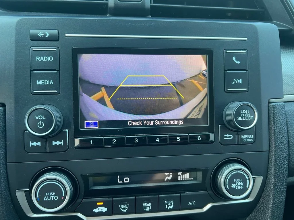 Used 2018  Honda LX image 14