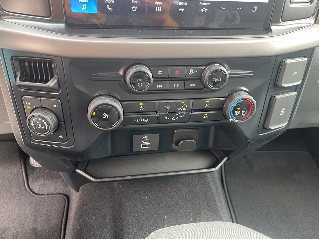 New 2026 Avalanche Ford XLT image 16