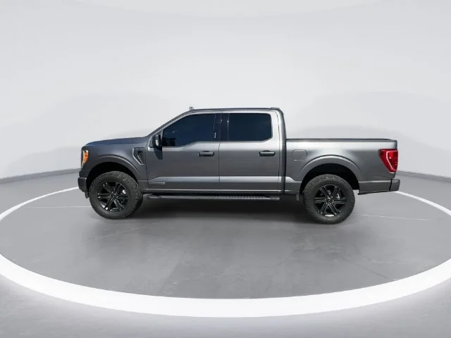 Used 2021 Gray Ford XLT image 4