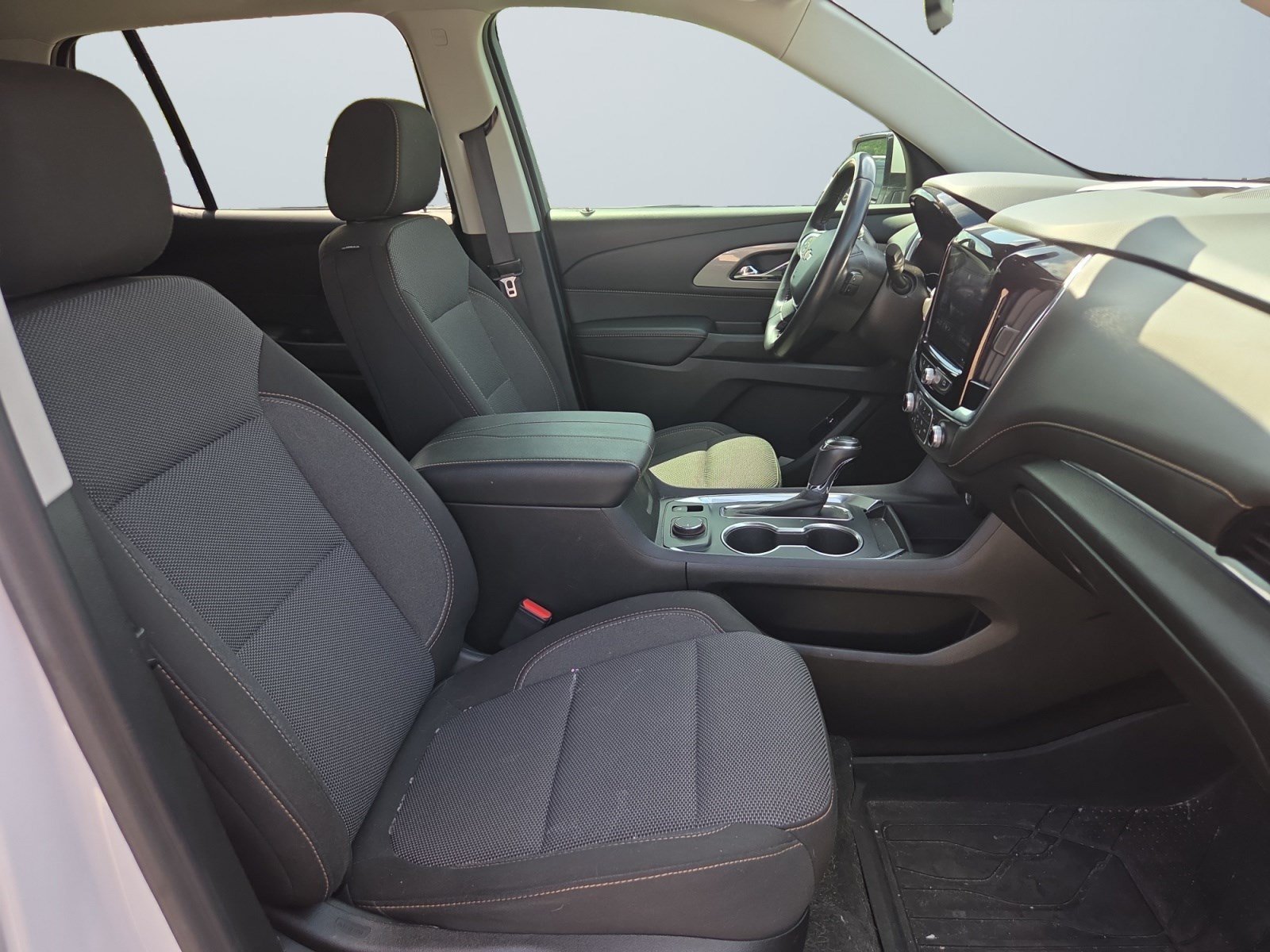 2020 Chevrolet Traverse 1LT - Photo 17