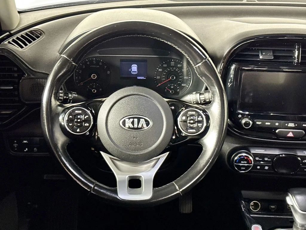 Used 2021 Green Kia EX image 13
