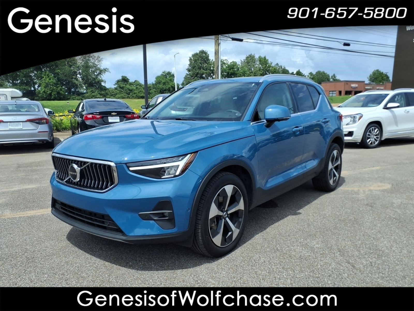 2023 Volvo XC40 B5 Plus Bright AWD's photo
