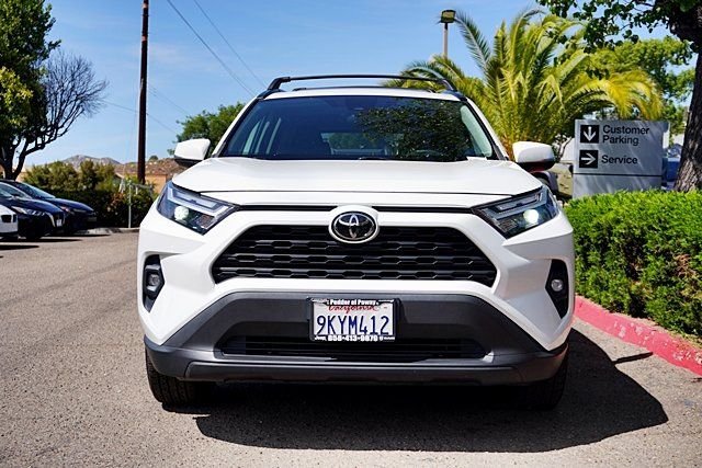 Used 2024 Beige Toyota XLE Premium image 4