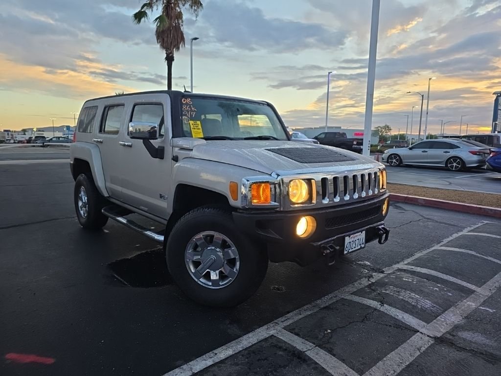 Used 2008 Gray Hummer Luxury image 1