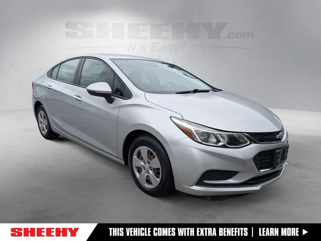 2017 Chevrolet Cruze LS Auto's photo