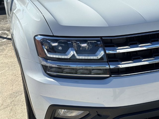 Used 2018 Volkswagen Atlas SE w/Tech with VIN 1V2DR2CA6JC535386 for sale in LaPlace, LA
