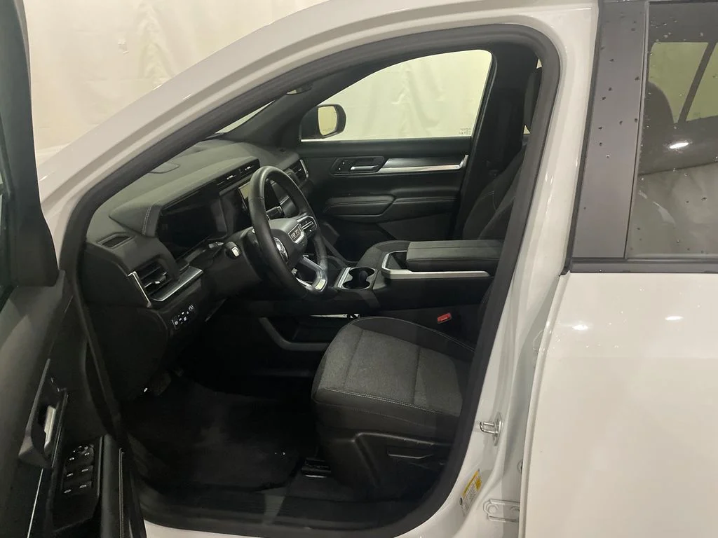 Used 2026 Summit White GMC Elevation image 11