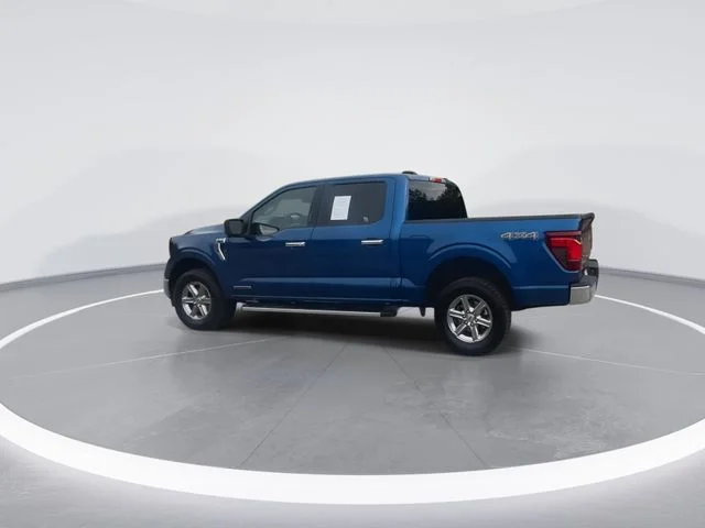 Used 2024 Blue Ford XLT image 8