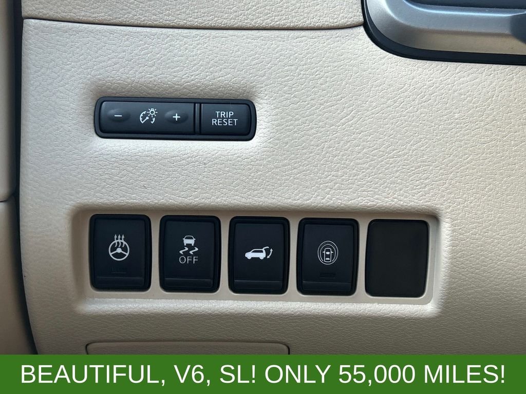 Used 2020 Blue Nissan SL image 23