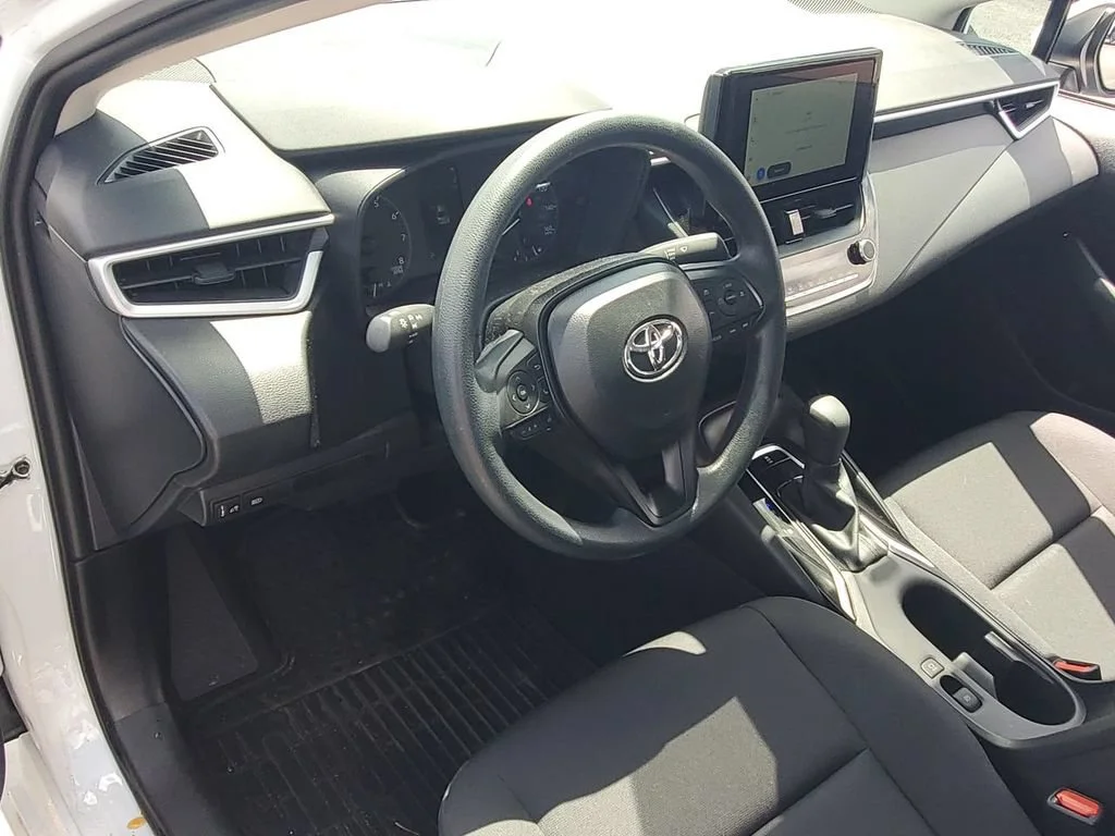 Used 2025 White Toyota LE image 10