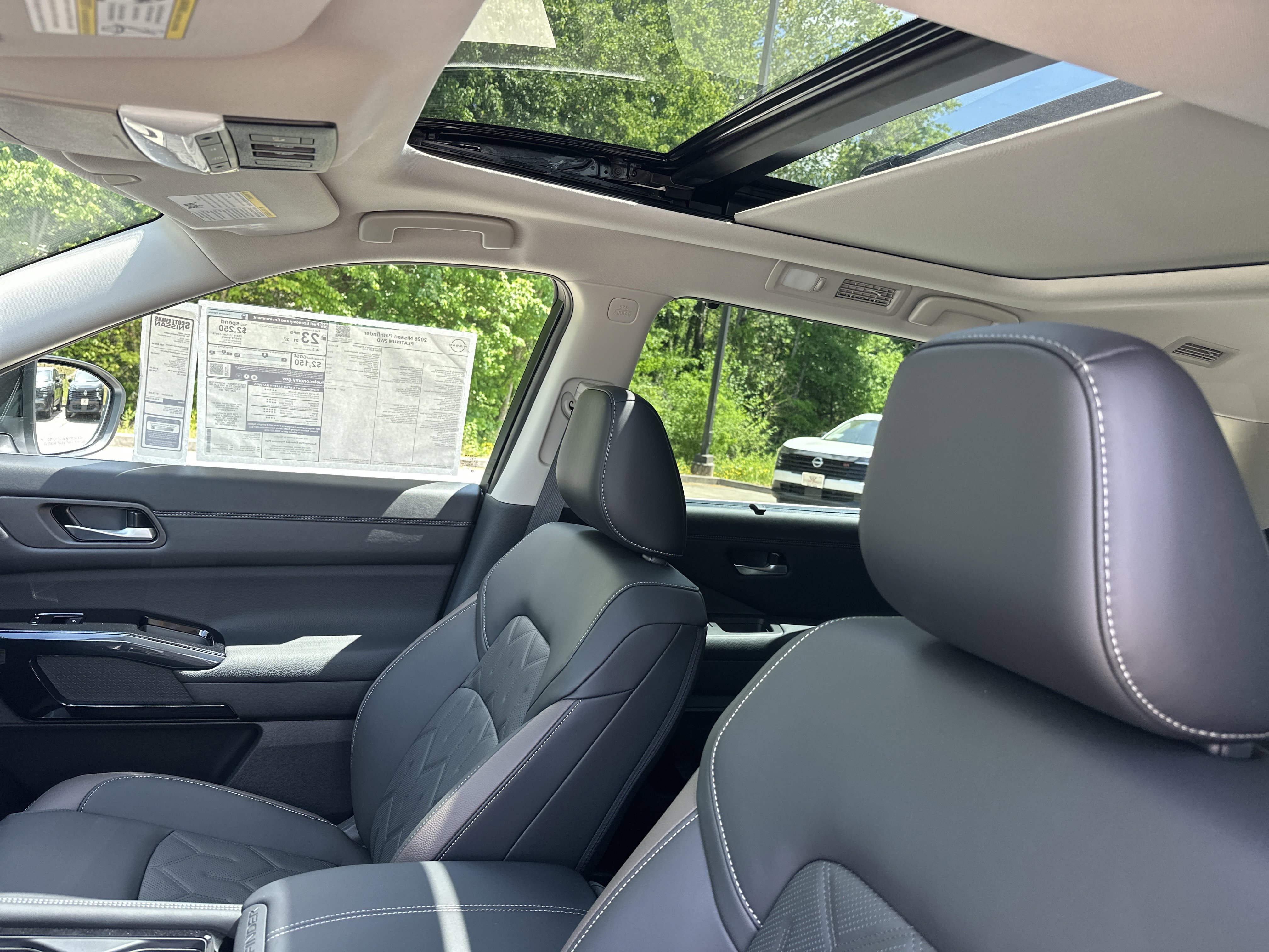 New 2026 Everest White Pearl Tricoat Nissan Platinum image 34