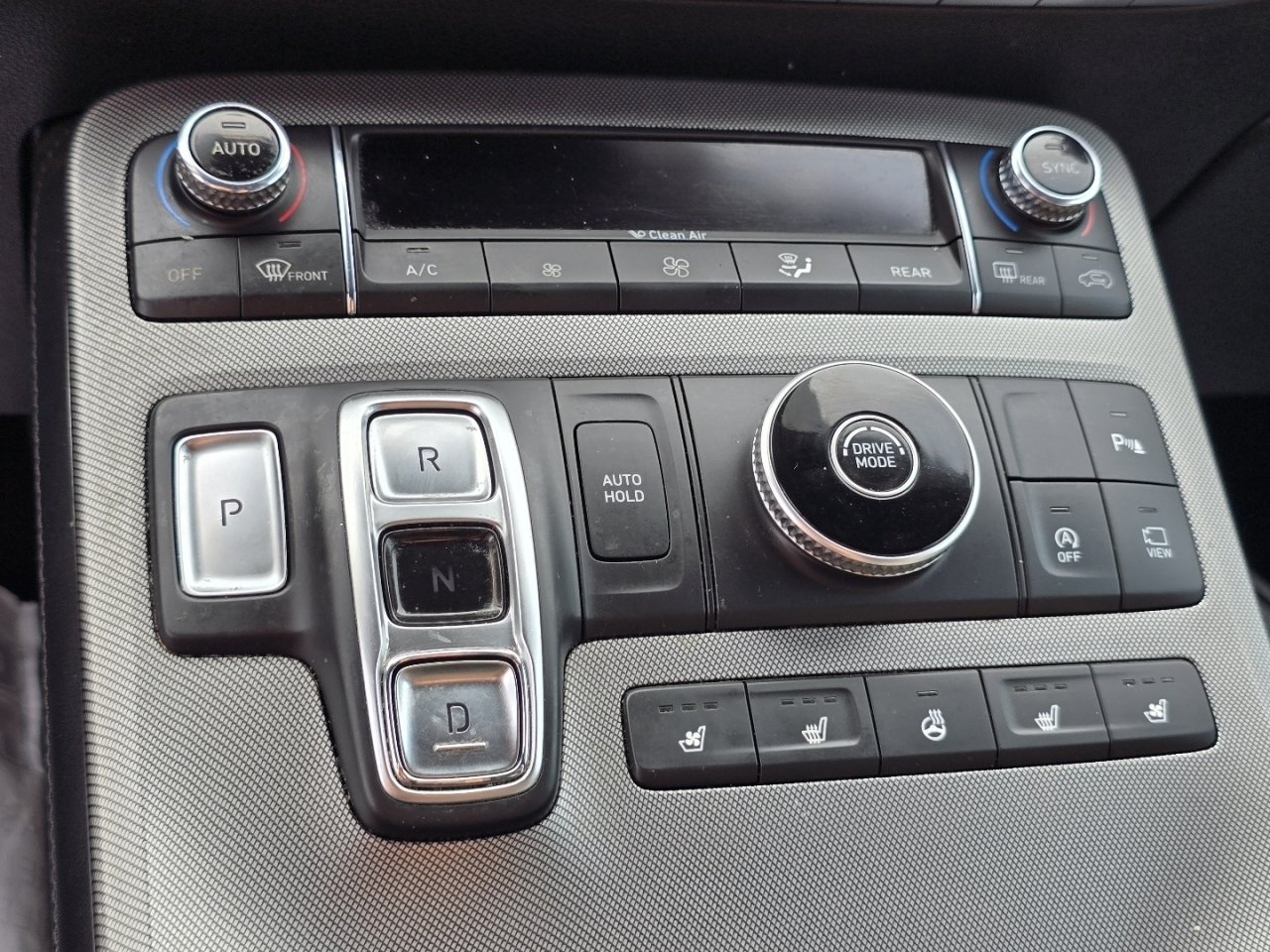 Used 2020 Black Hyundai Limited image 20