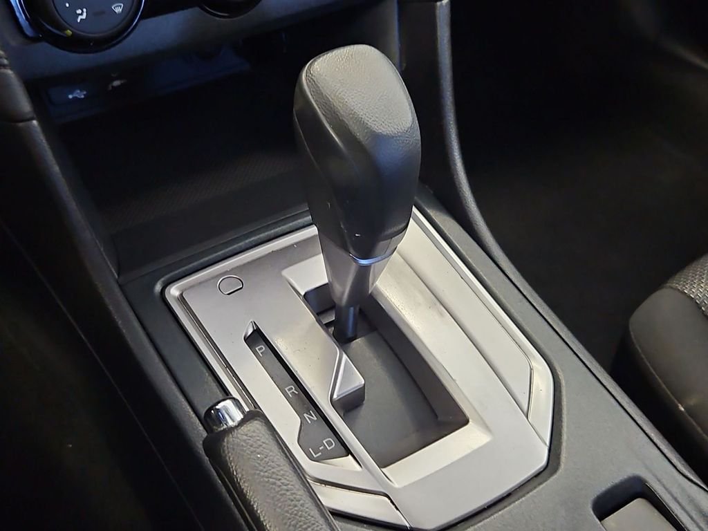 Used 2022 Crystal White Pearl Subaru Base image 20