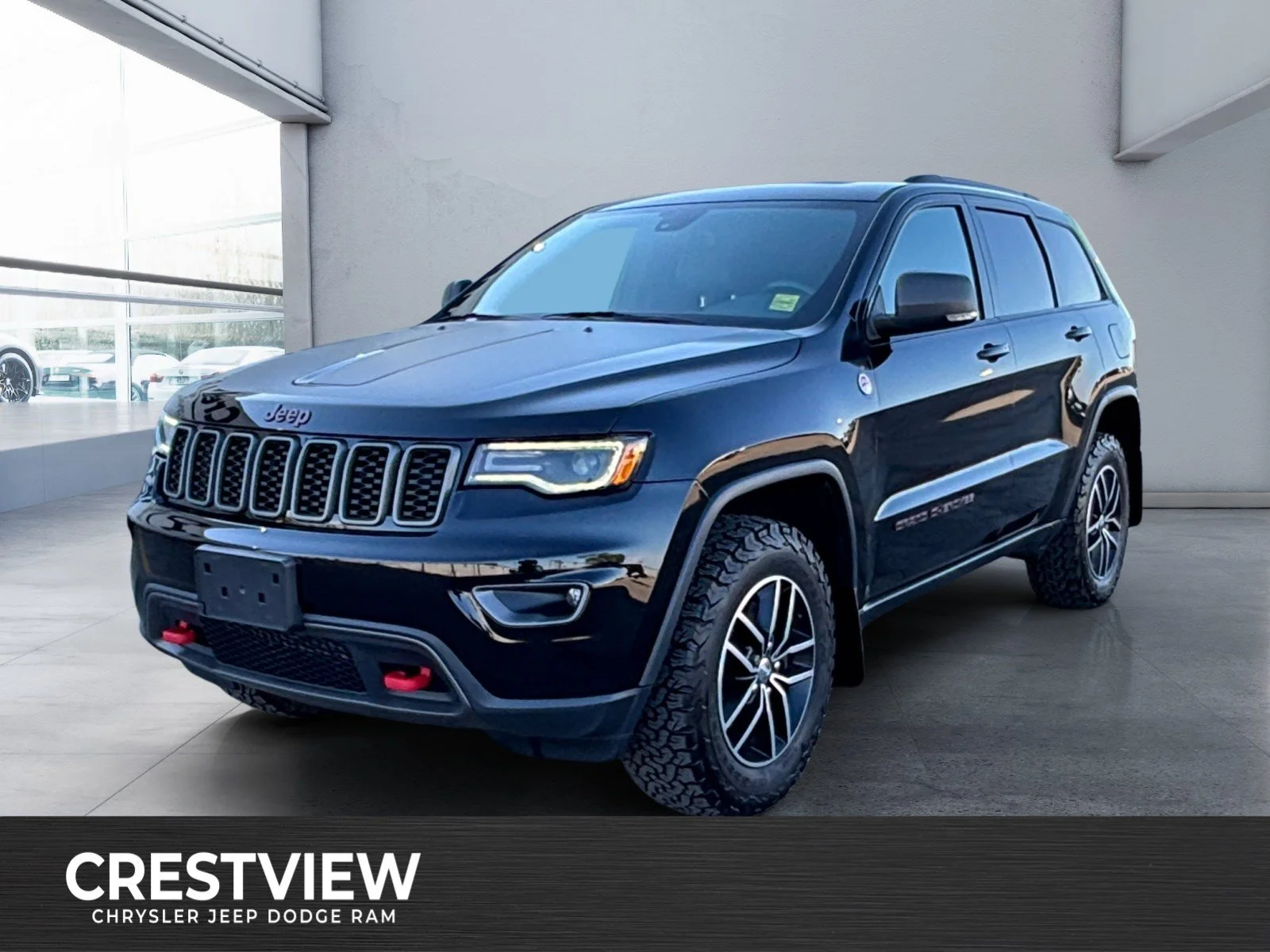 Used 2017 Black Jeep Trailhawk image 1