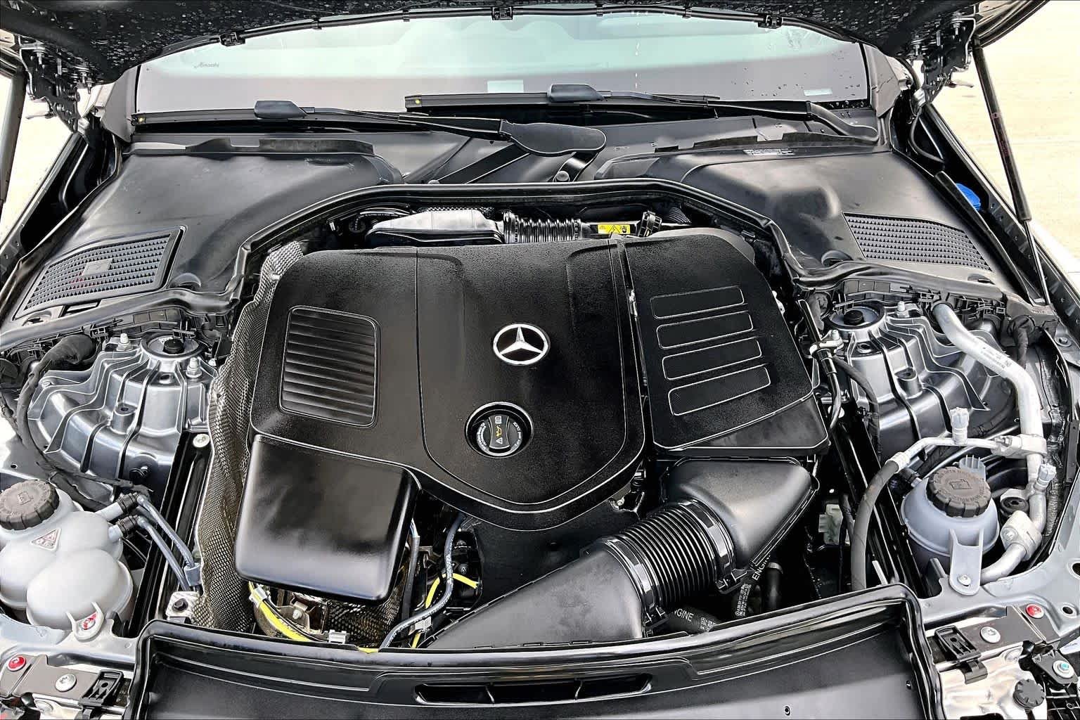 Used 2025 Selenite Grey Metallic Mercedes-Benz C 300 image 27