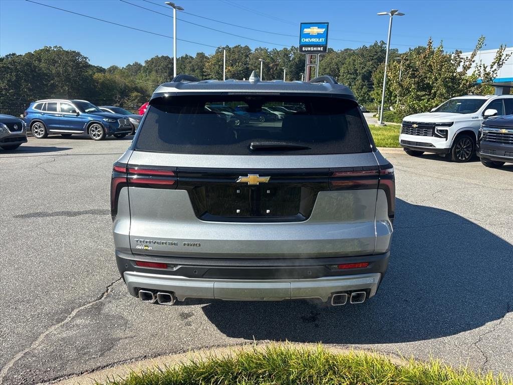 2027 Chevrolet Traverse LT - Photo 25