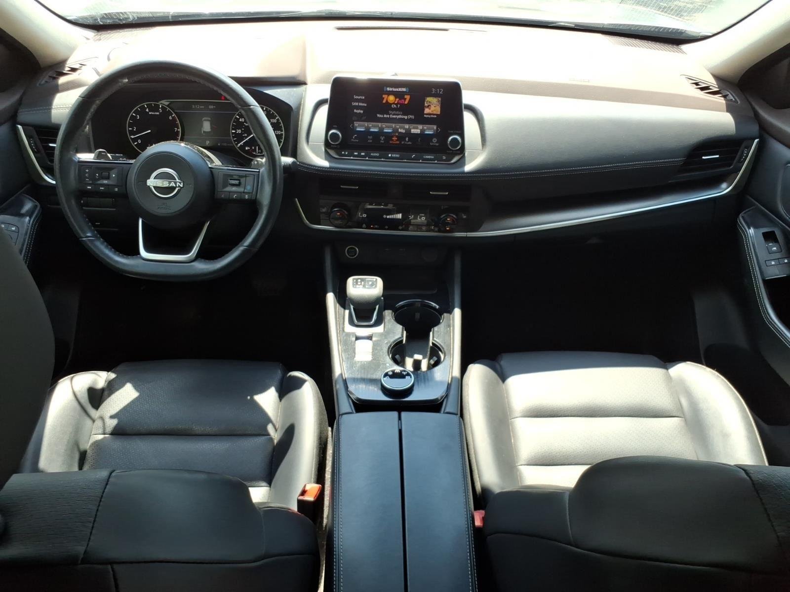 Used 2023 Gun Metallic Nissan SV image 28