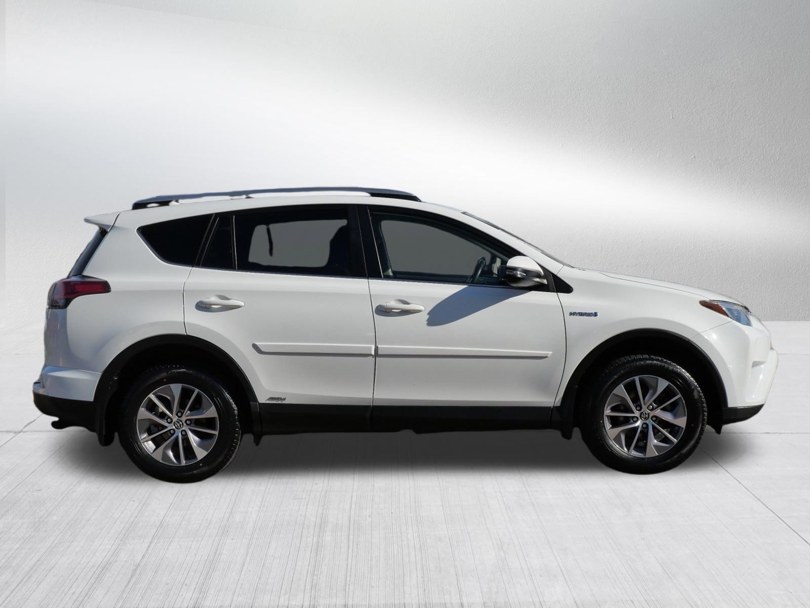 Certified Used 2018 Super White Toyota Hybrid XLE image 8