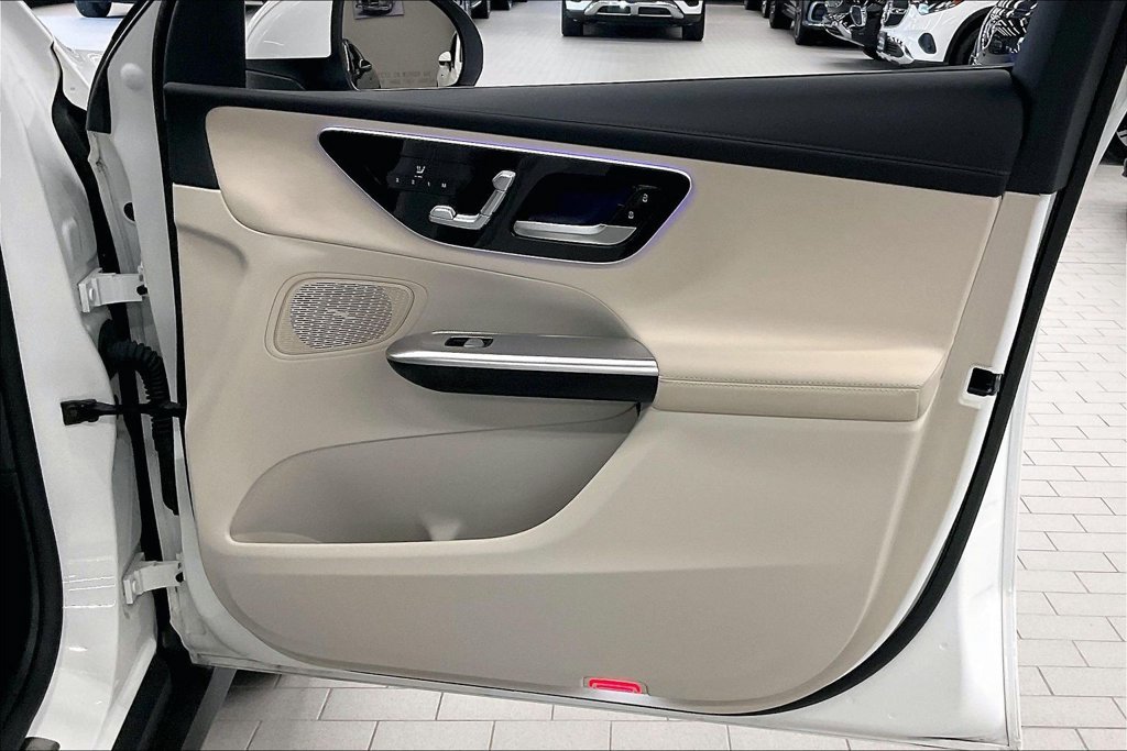 2024 Mercedes-Benz GLC GLC 300 - Photo 16