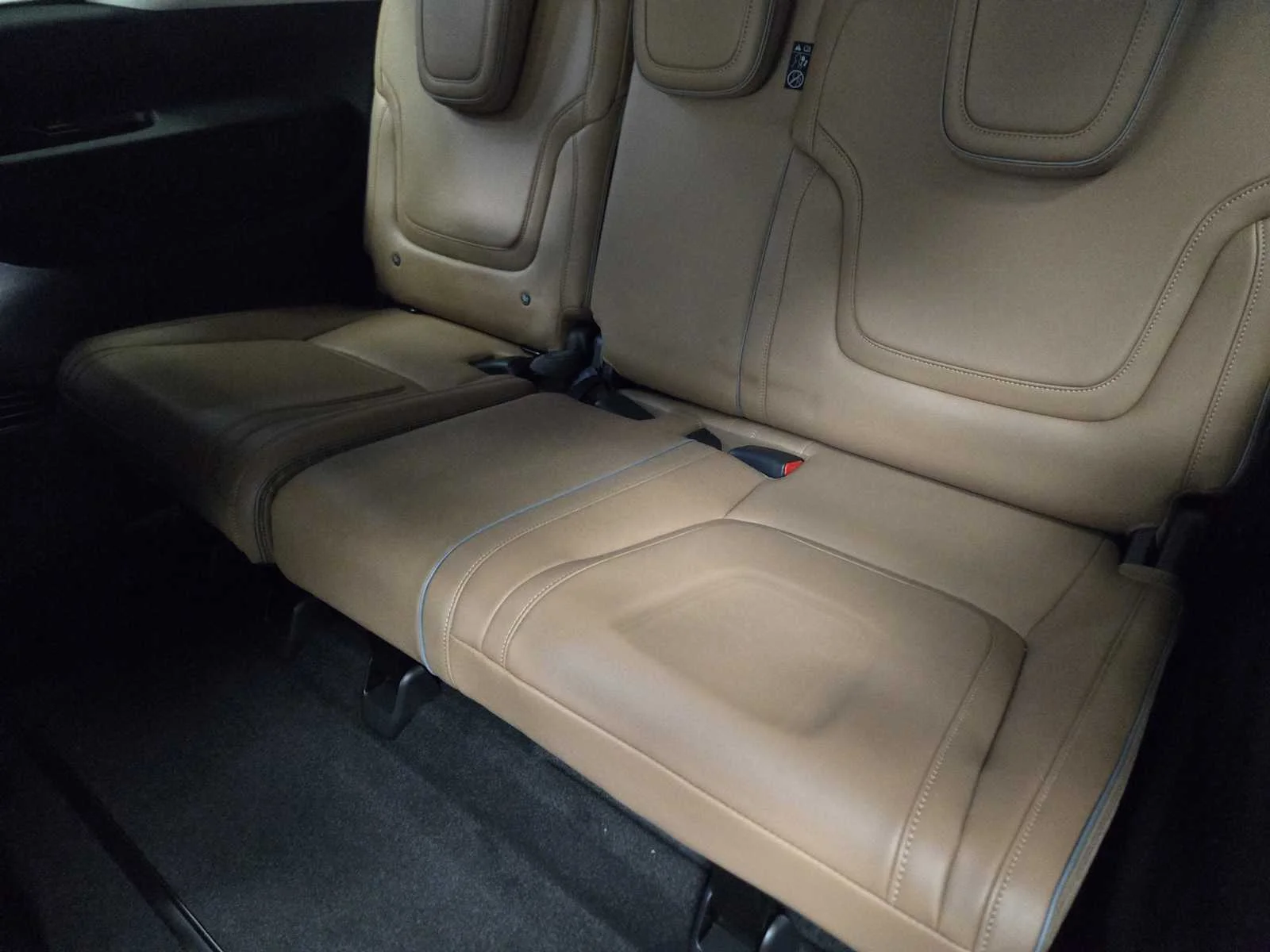 New 2026 RADIANT WHITE INFINITI Luxe 2WD image 19