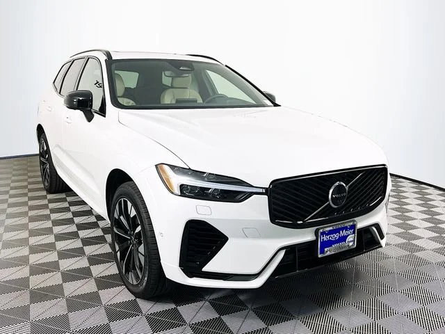 2026 Volvo XC60 T8 Plus Dark AWD's photo