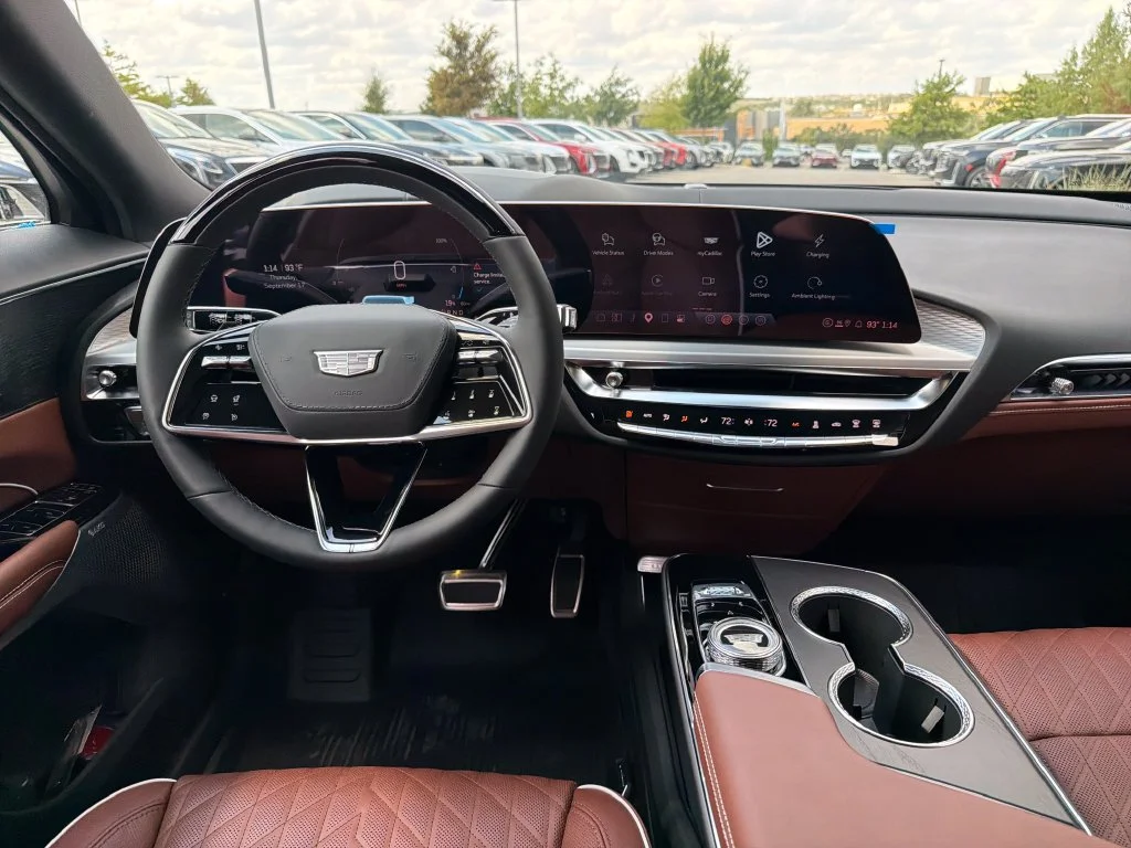 New 2027 Stellar Black Metallic Cadillac Signature Luxury image 30