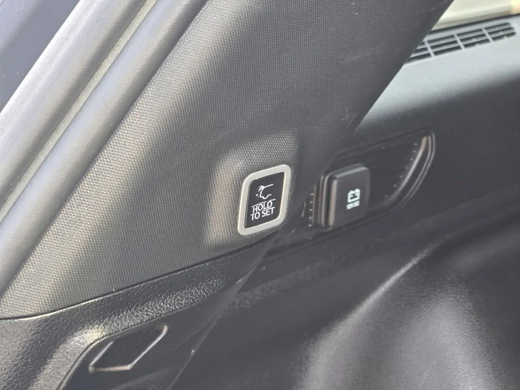 Certified Used 2023 White Jeep Altitude X image 15