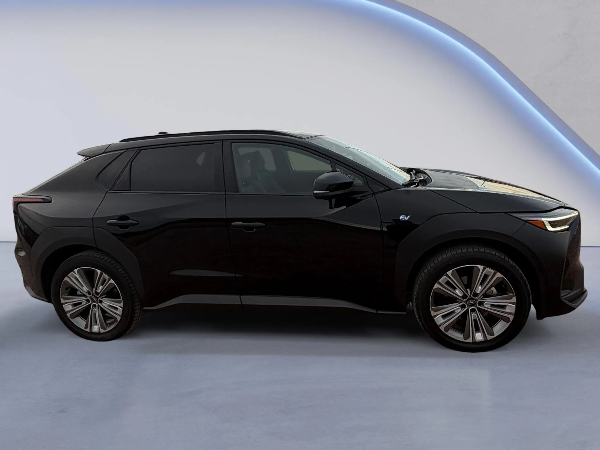 Used 2023 Galactic Black Subaru Limited image 4