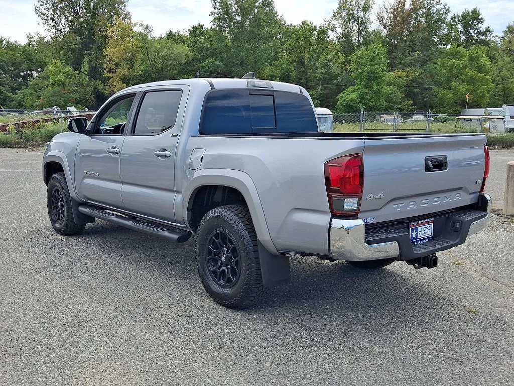 Used 2020 Silver Sky Metallic Toyota SR5 image 8