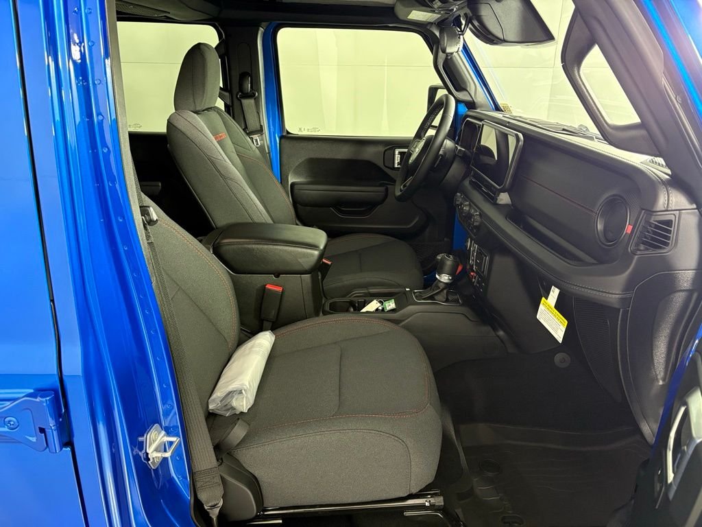 New 2026 Hydro Blue Pearlcoat Jeep Rubicon image 45