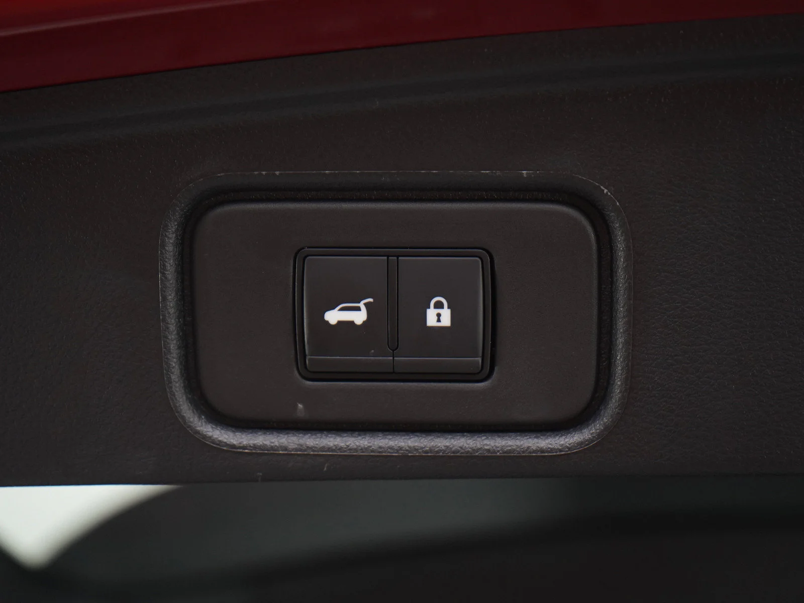 Used 2025 Scarlet Ember Tintcoat Nissan Platinum image 19