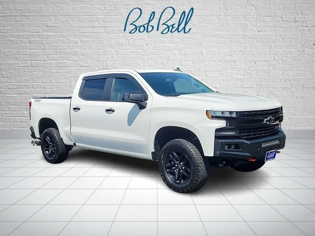 Certified Used 2020 SUMMIT WHITE Chevrolet LT Trail Boss image 1