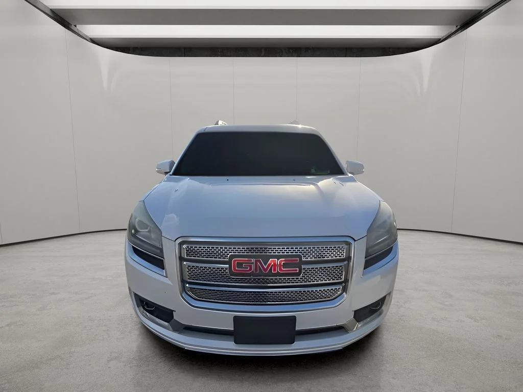 Used 2016 White Frost Tricoat GMC Denali image 15