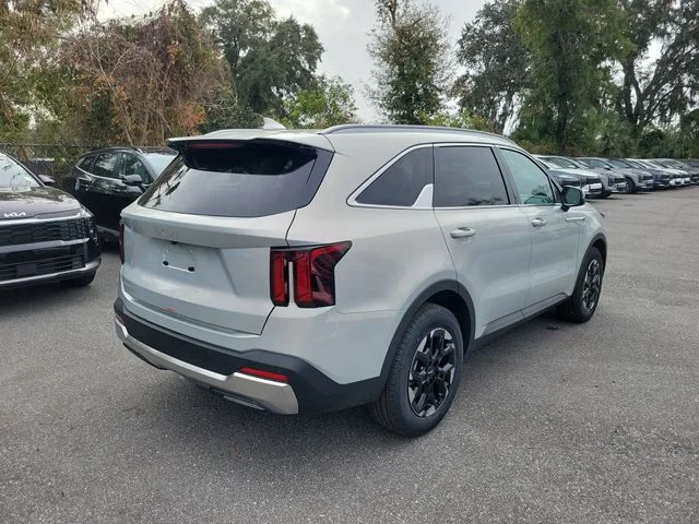 New 2026 Ivory Silver Kia S image 2