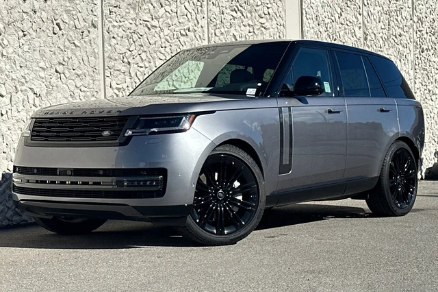 2025 Land Rover Range Rover SE