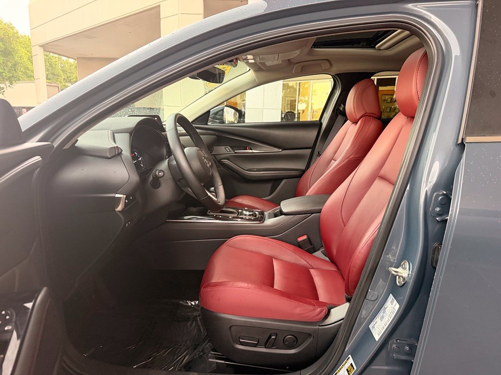 Used 2025 Gray Mazda 2.5 S Carbon Edition image 22