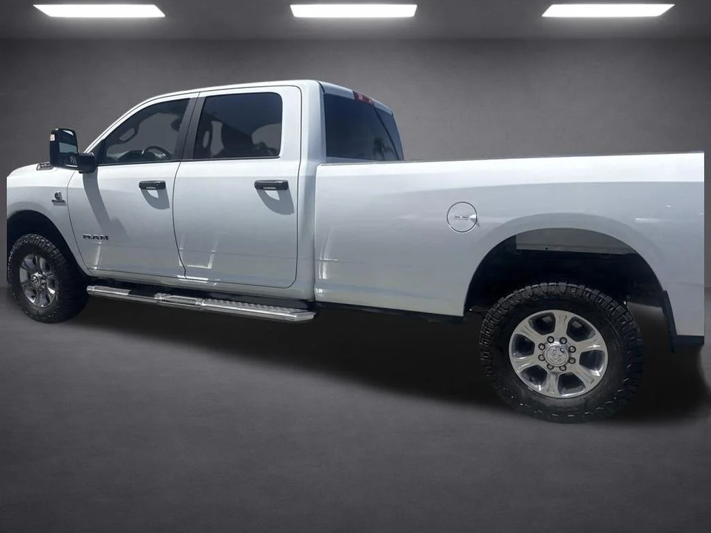 Used 2024 White Ram Big Horn image 27