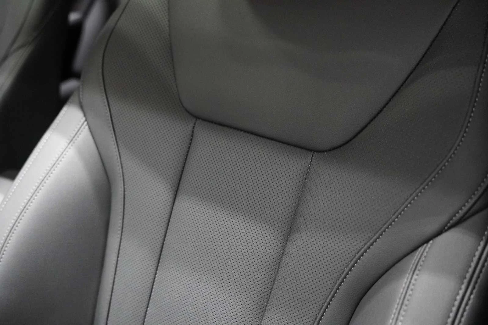 Certified Used 2025 Skyscraper Grey Metallic BMW 430i xDrive image 12