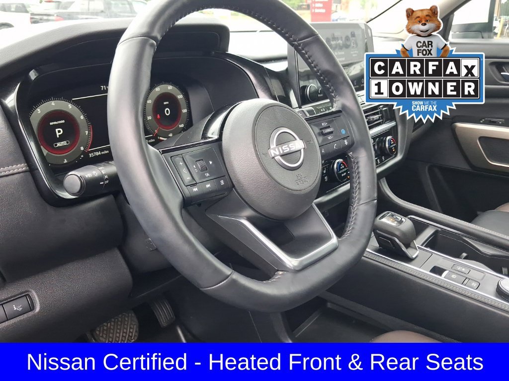 Used 2023 White Nissan Platinum image 20