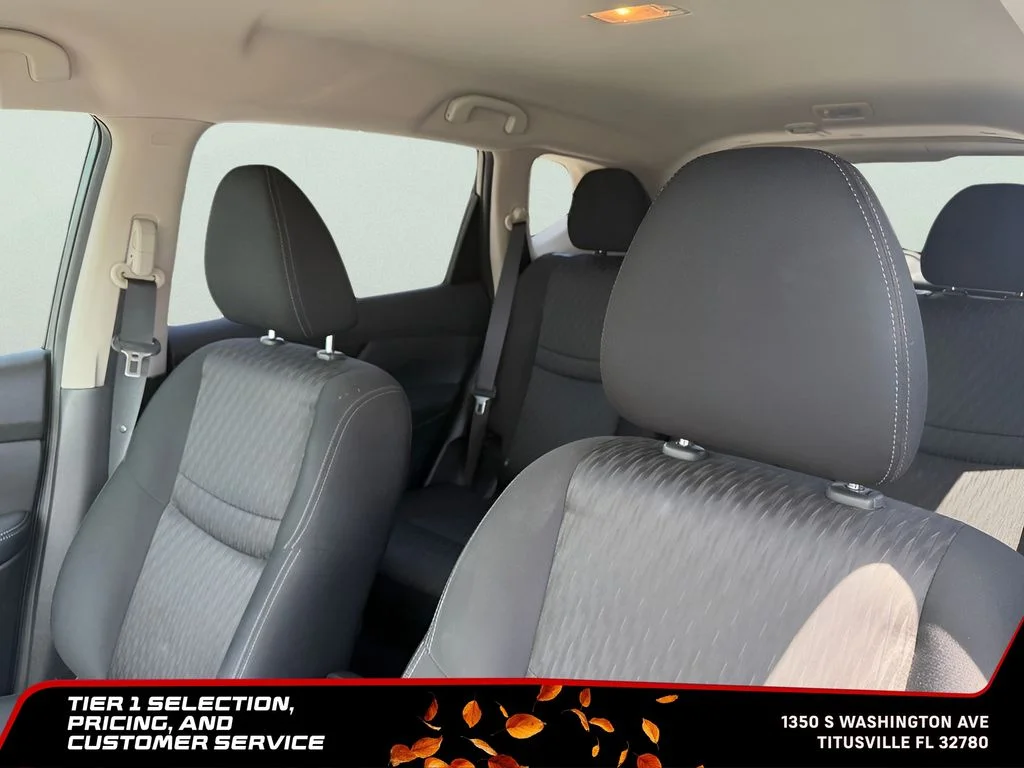 Used 2019 Gray Nissan SV image 34