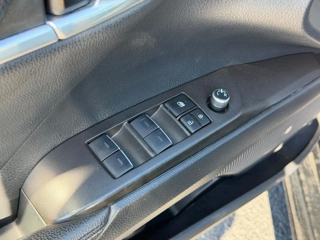 2023 Toyota Camry XSE - Photo 17