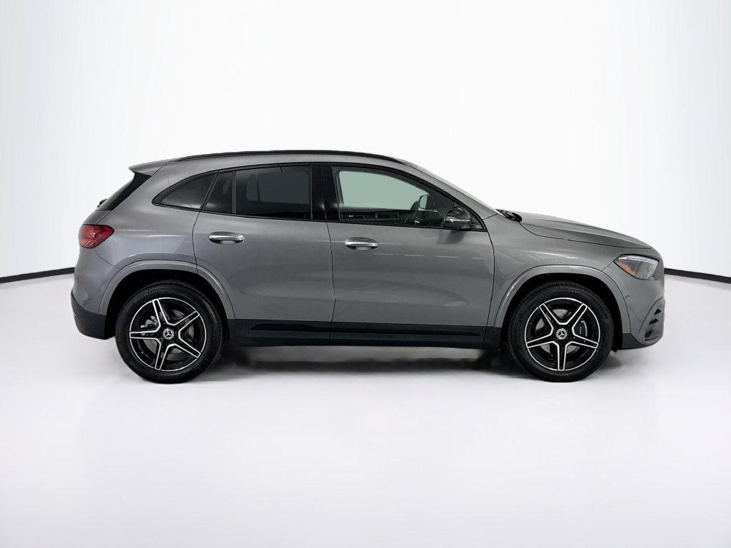 New 2026 Mountain Grey Metallic Mercedes-Benz GLA 250 image 4