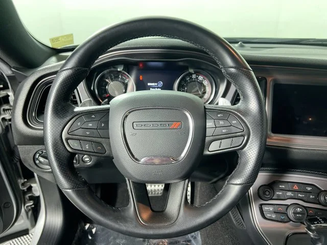 Used 2023 Triple Nickel Clearcoat Dodge R/T image 15