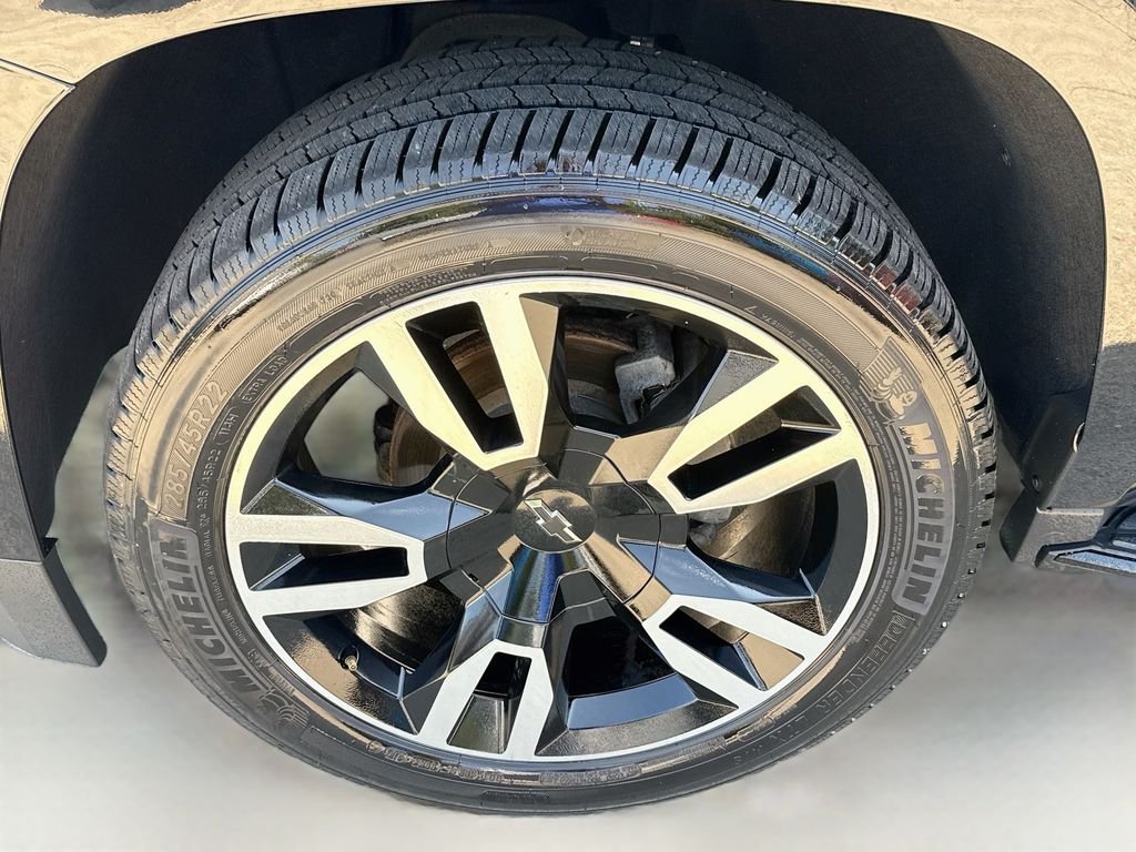 Used 2019 Black Chevrolet Premier image 35