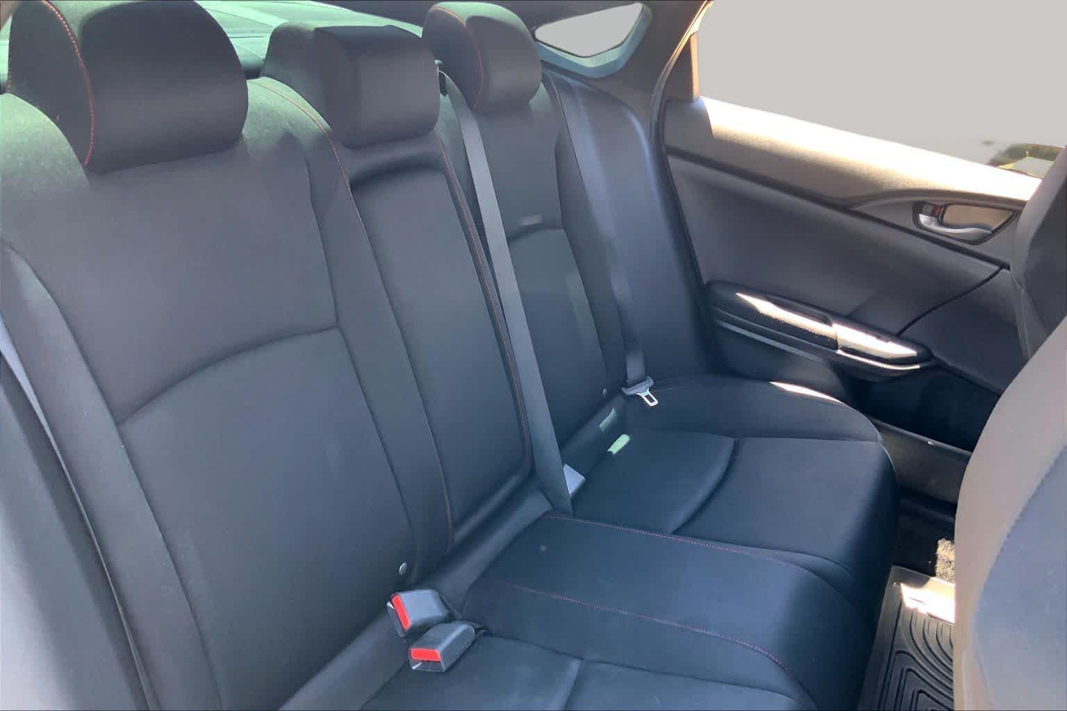 Used 2017 Modern Steel Metallic Honda Si image 20