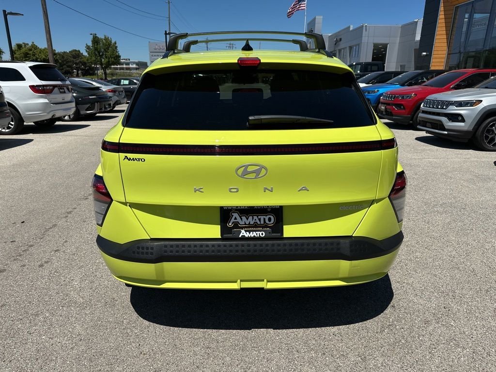 Used 2024 Yellow Hyundai SEL image 8