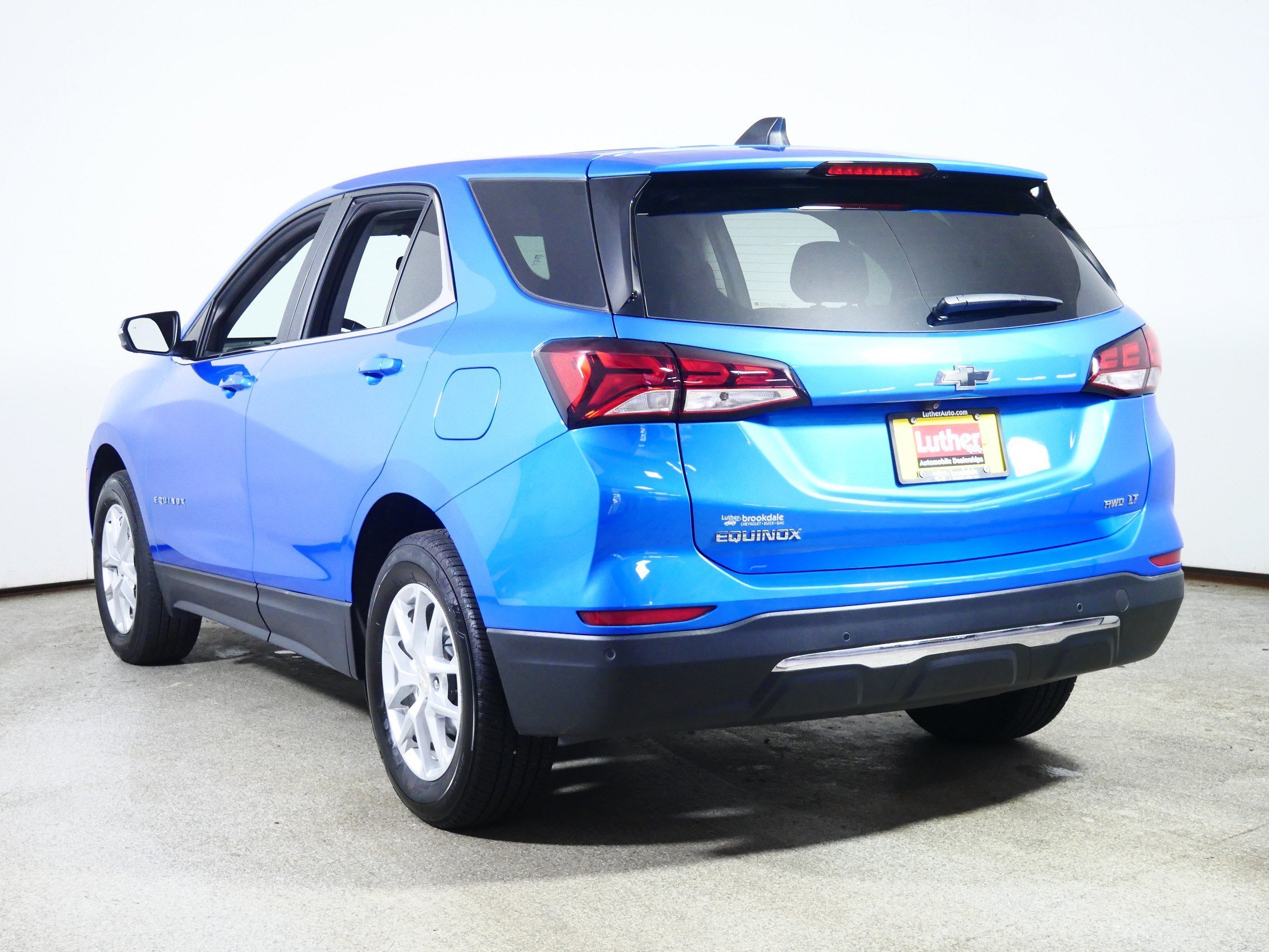 Used 2024 Riptide Blue Metallic Chevrolet LT image 5