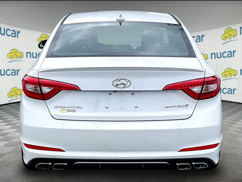 Used 2015 Quartz White Pearl Hyundai Sport 2.0T image 5