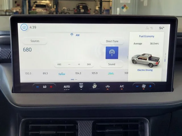 Used 2025 White Ford XL image 20