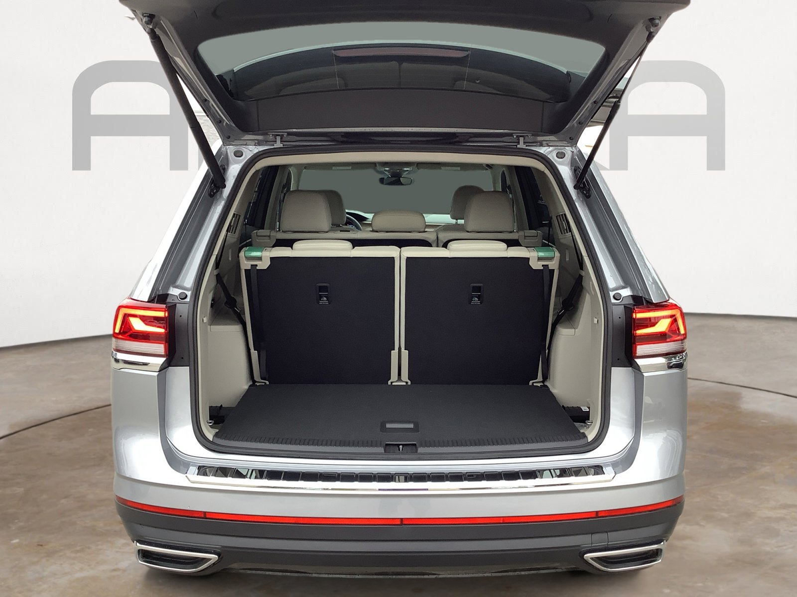 New 2026 Silver Mist Metallic Volkswagen 2.0T SE image 10